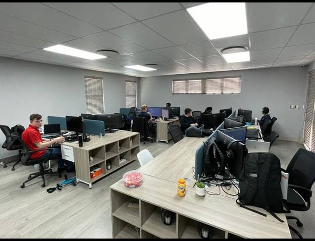 BUSINESS PROPERTY TO RENT IN MIDLANDS ESTATE